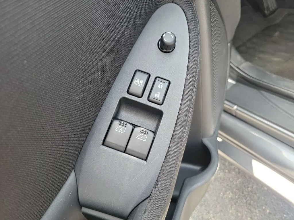Used 2011 Gray Nissan 2dr Cpe Auto image 19