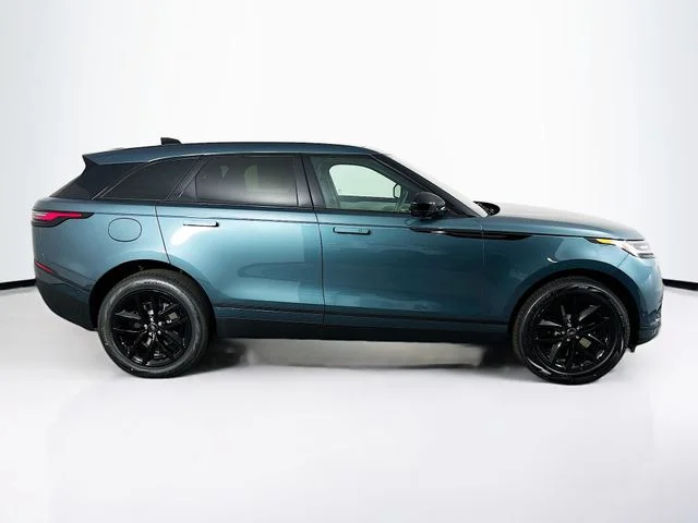 New 2026 Green Land Rover S image 4
