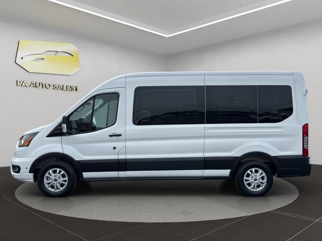 Used 2025 White Ford XL image 4