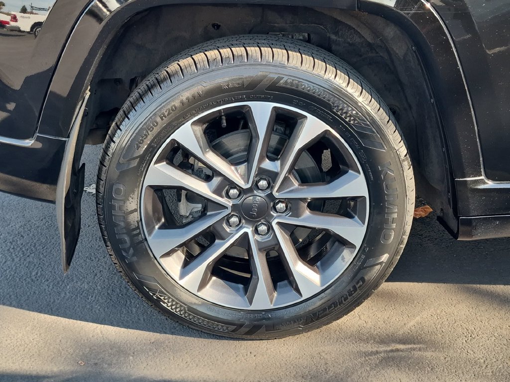 Certified Used 2023 Black Jeep Overland 4xe image 30