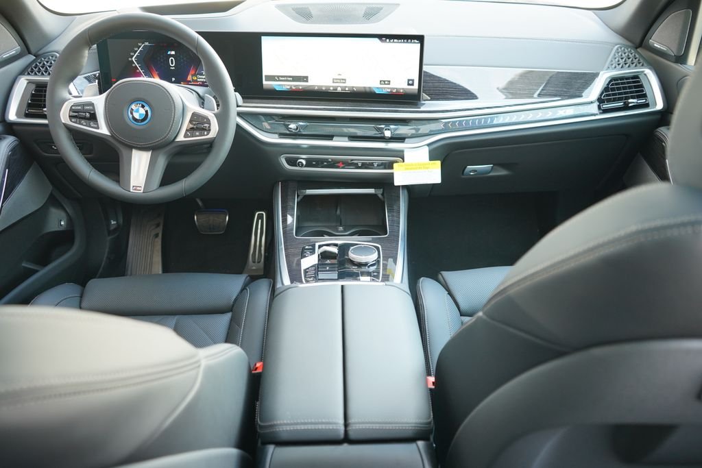New 2026 Tanzanite Blue II Metallic BMW xDrive50e image 14