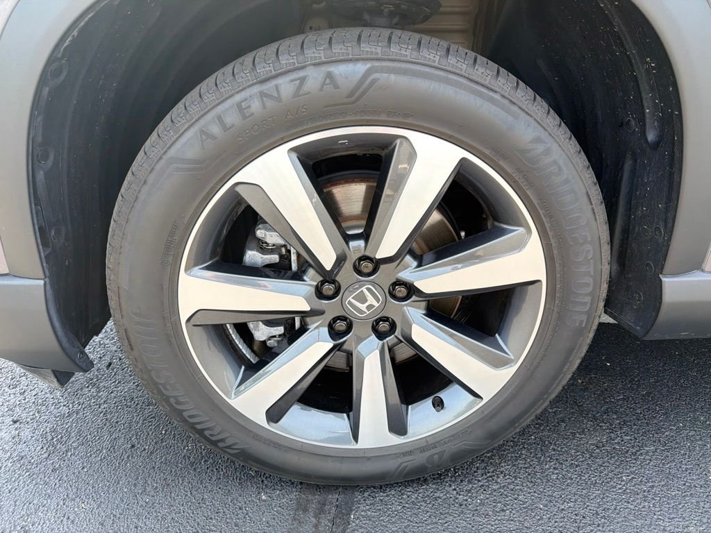 2025 Honda Pilot Touring - Photo 10