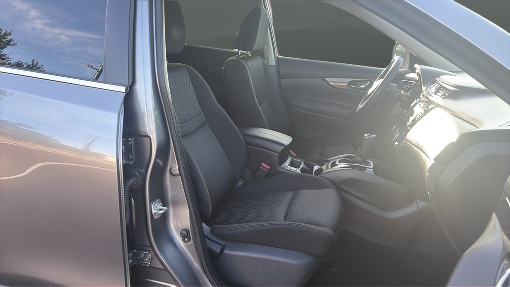 Used 2019 Gun Metallic Nissan SV image 23