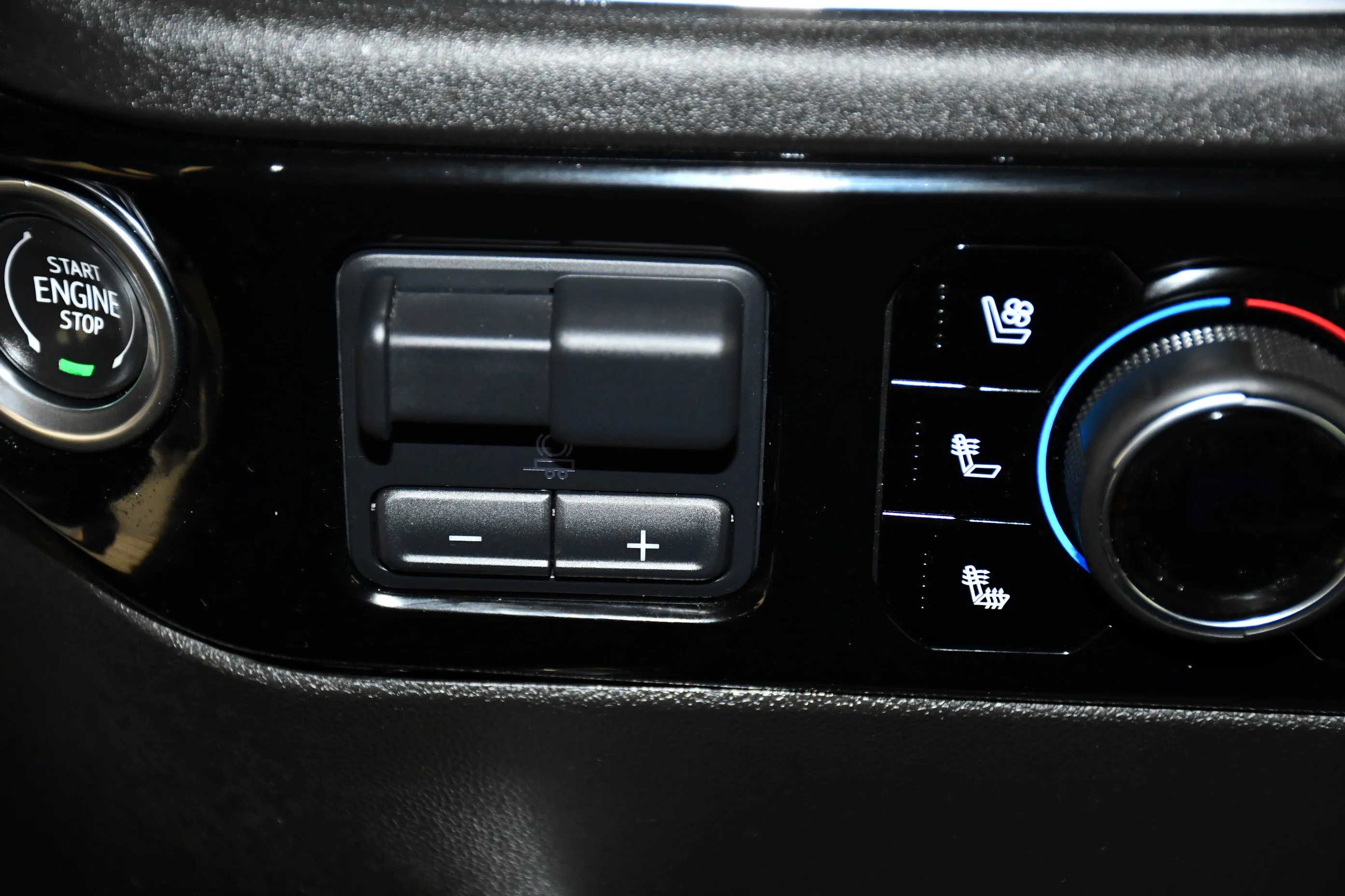 Used 2024 Black Chevrolet High Country image 29