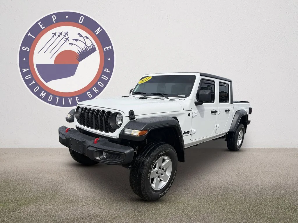 Used 2024 White Jeep Sport image 2