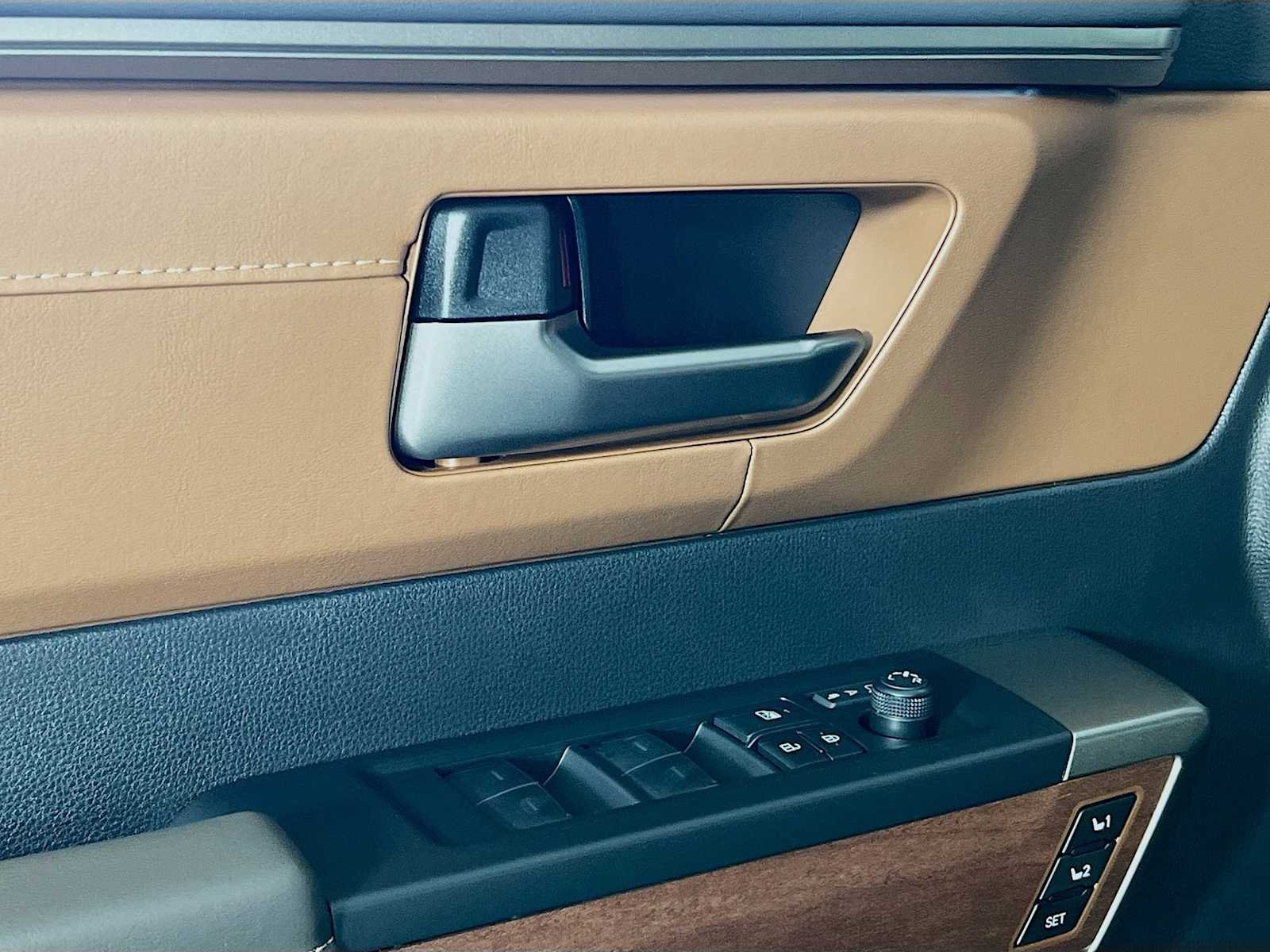 2026 Toyota Tundra 1794 Edition - Photo 17