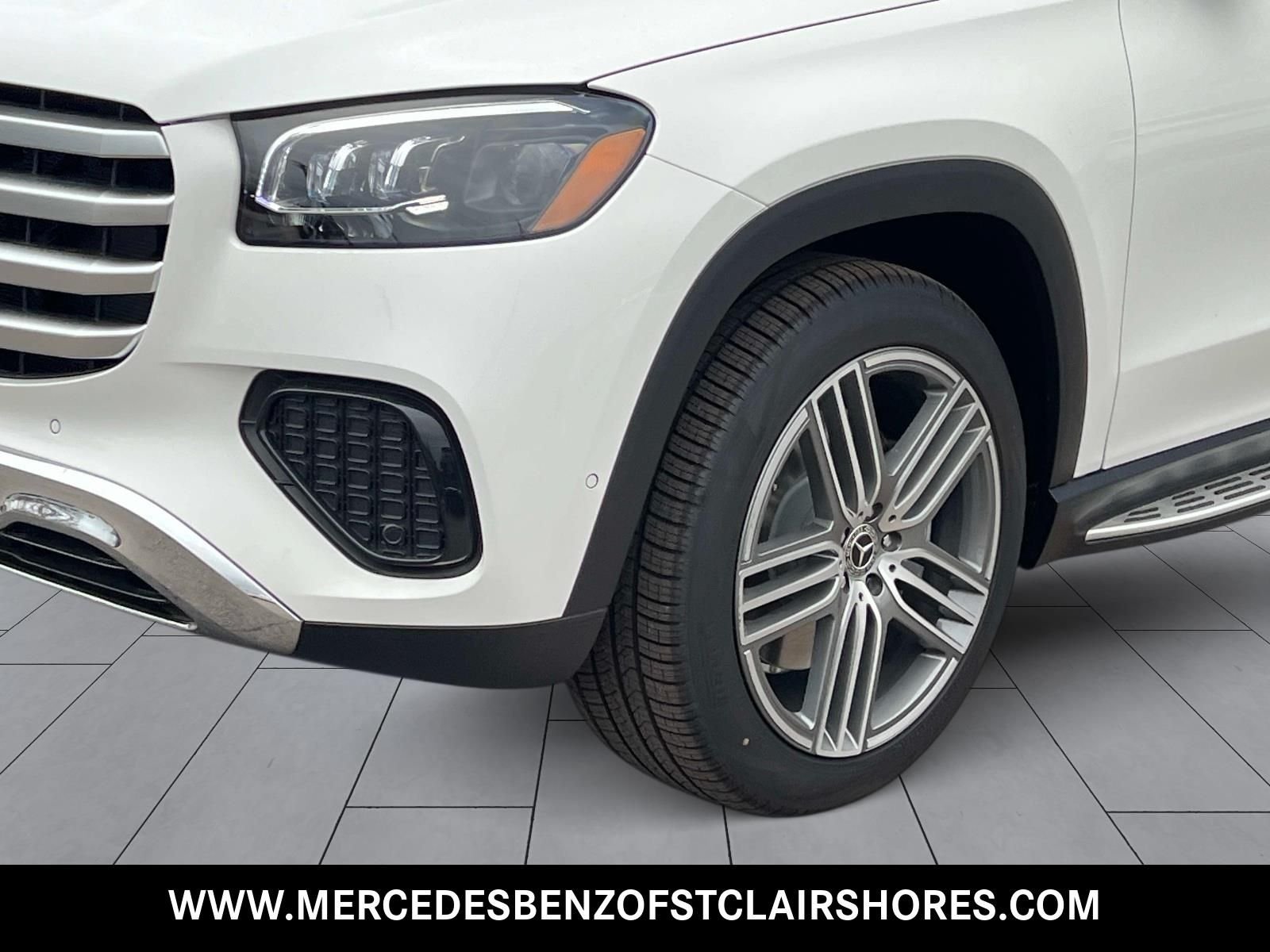 New 2026 Polar White Mercedes-Benz GLS 450 image 10