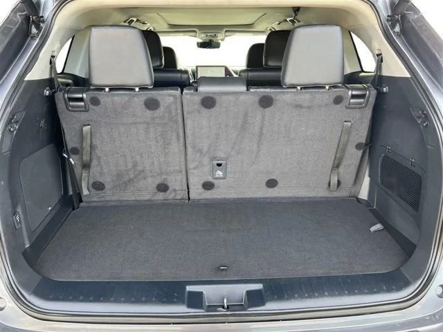 2024 Toyota Highlander Platinum - Photo 19