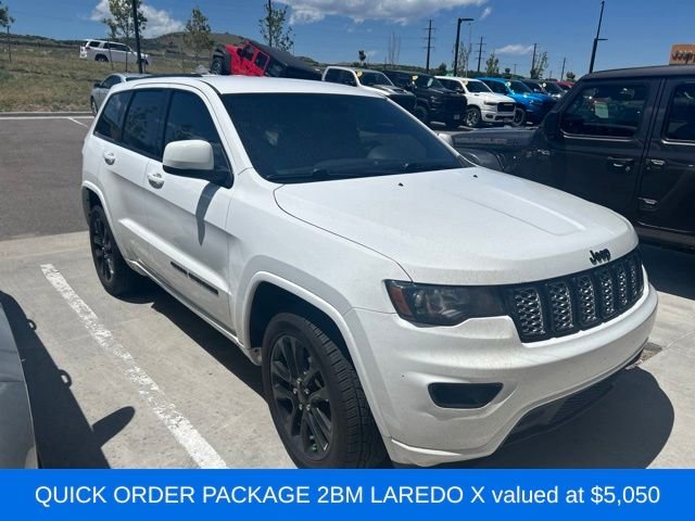 Used 2021 White Jeep Laredo X image 3