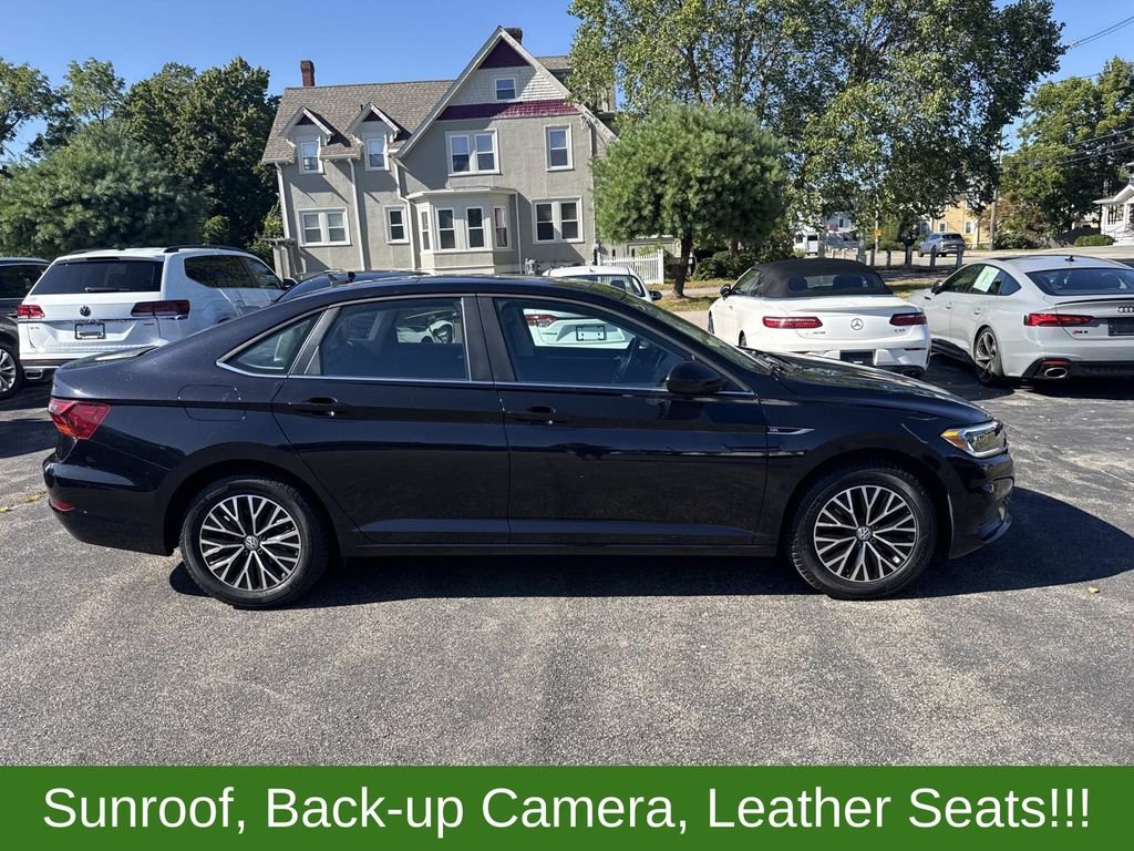 Used 2019 Black Volkswagen SEL image 3