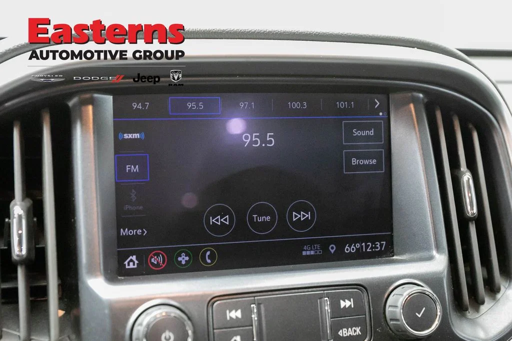 Used 2022 Black Chevrolet LT image 20