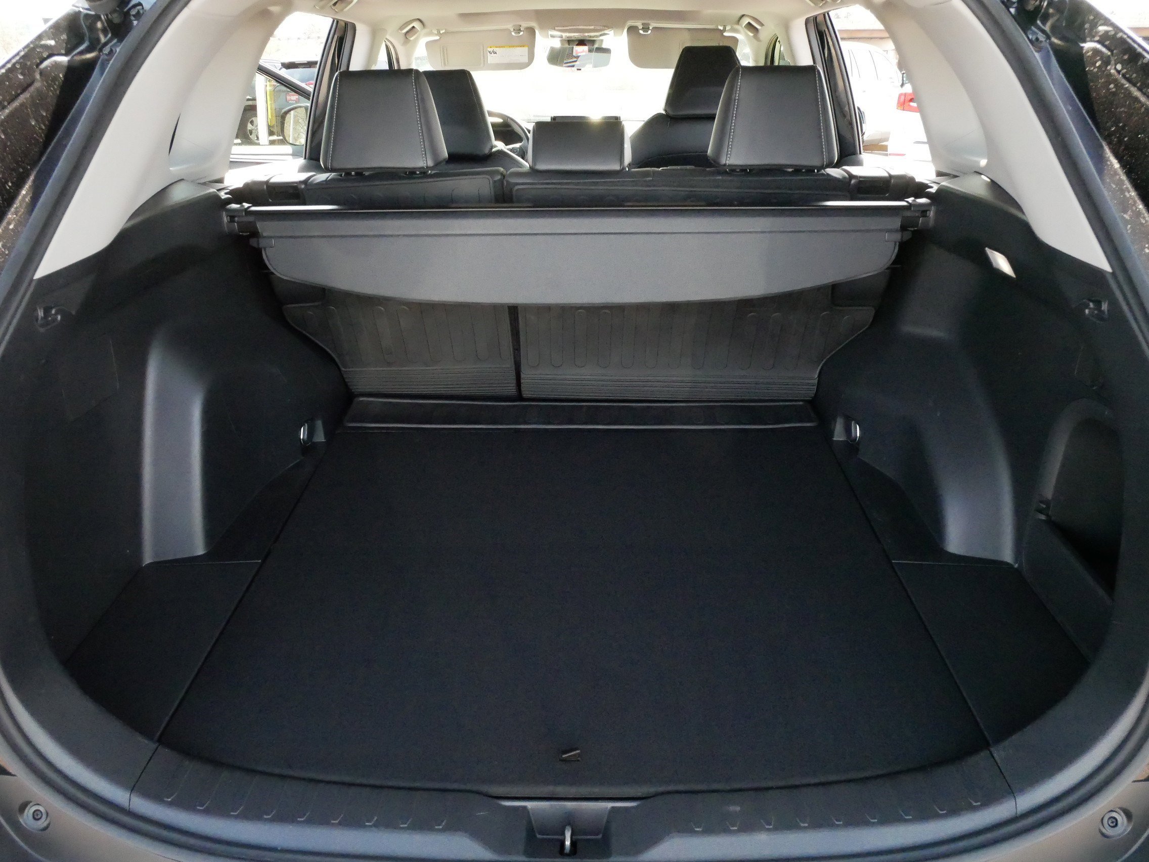 2022 Toyota RAV4 XLE Premium - Photo 18