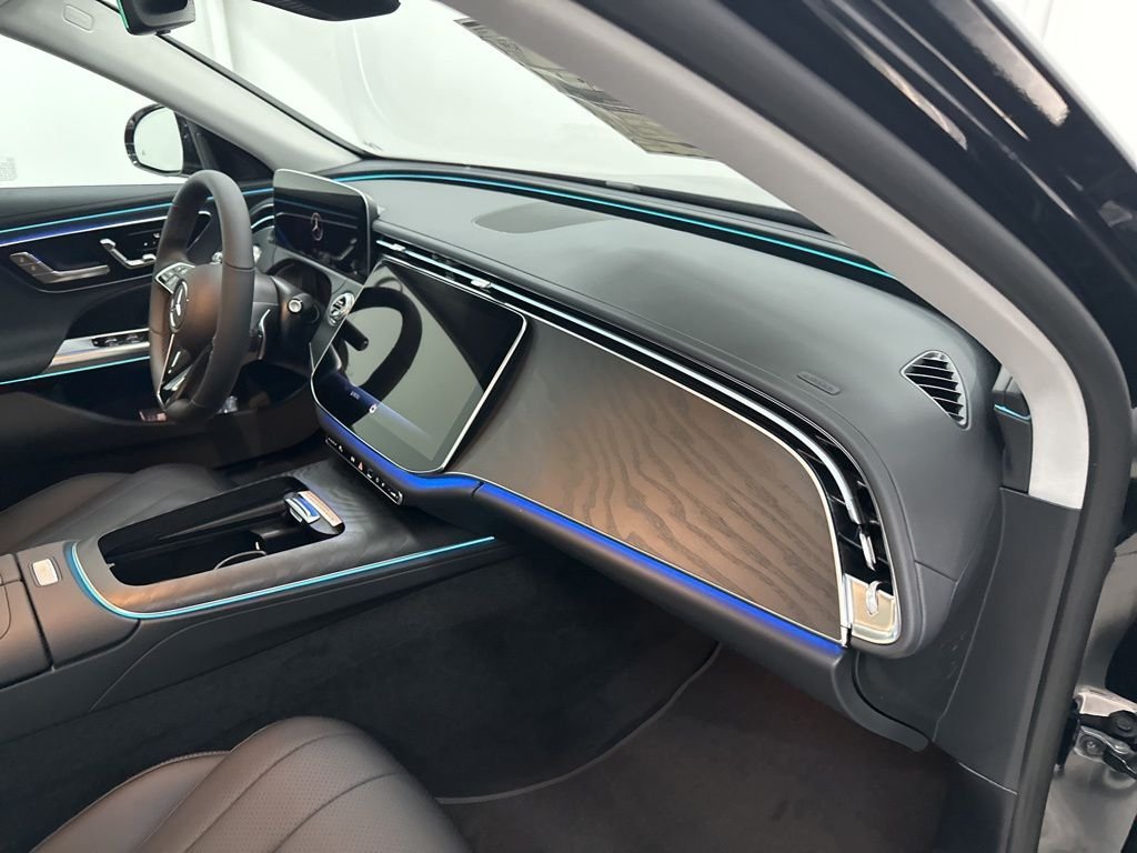 2026 Mercedes-Benz E-Class E350 - Photo 27