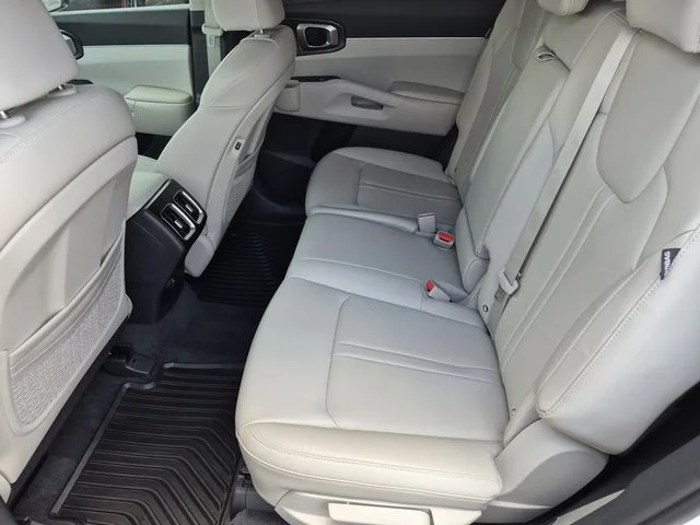 Used 2026 Glacial White Pearl Kia EX image 15