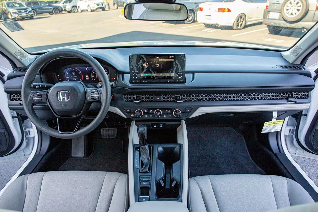 Certified Used 2023 Platinum White Pearl Honda 1.5T EX image 21