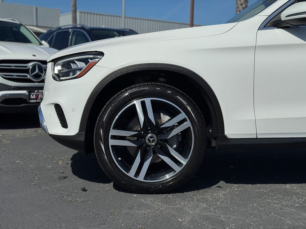 Used 2021 Polar White Mercedes-Benz GLC 300 image 5
