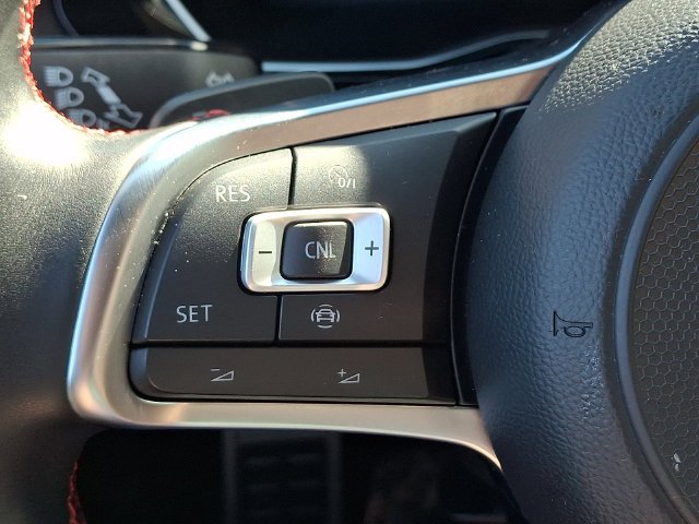 Used 2019 White Volkswagen 2.0T 35th Anniversary Edition image 21