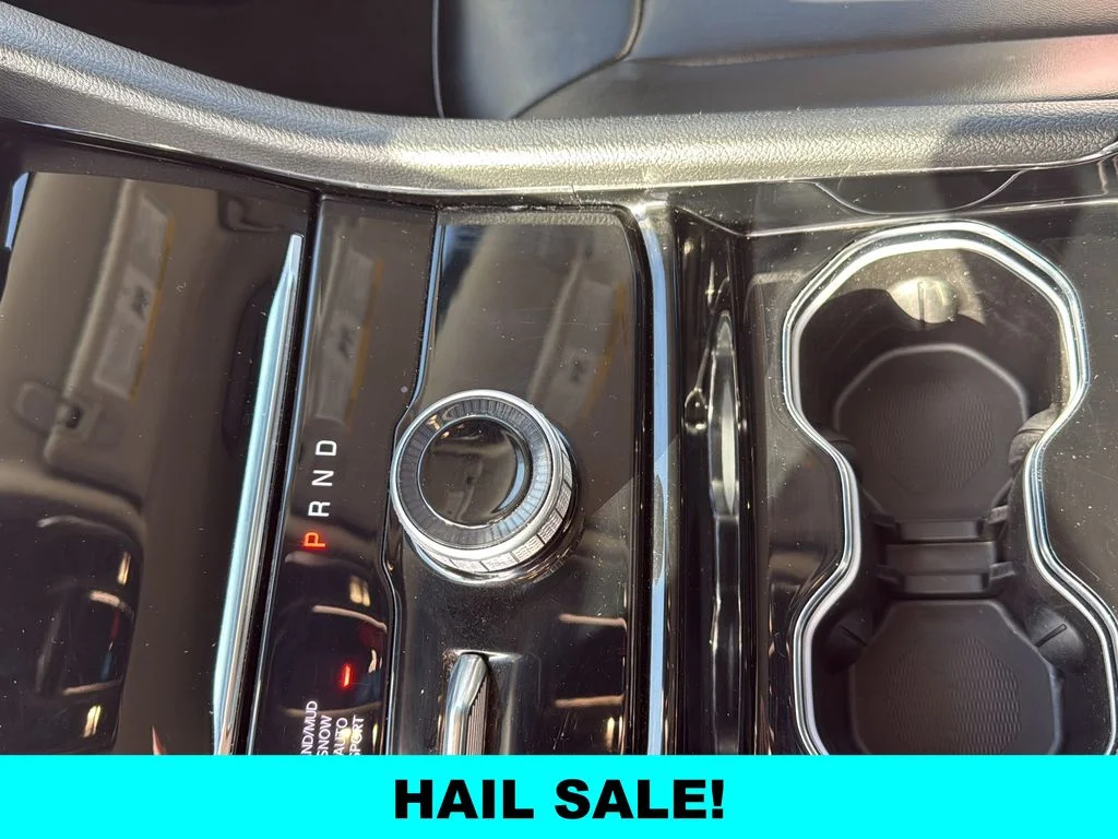 Used 2023 Red Jeep Limited image 21
