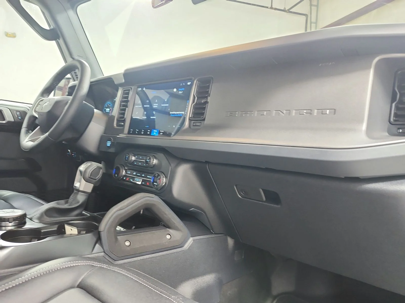 New 2026 Marsh Gray Ford Badlands® image 41