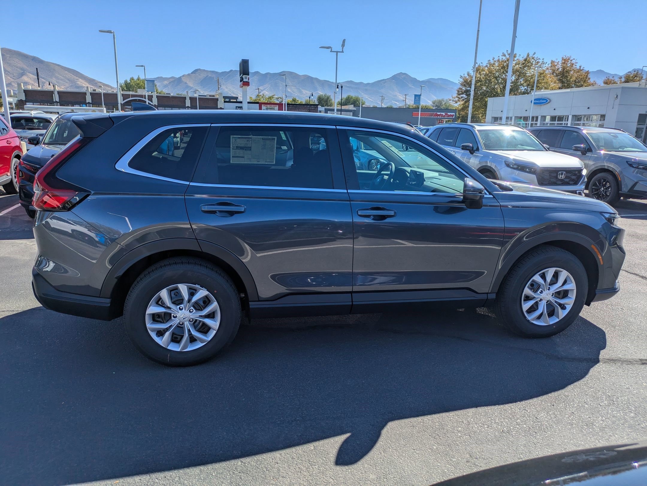 New 2026 Meteorite Gray Metallic Honda LX image 2