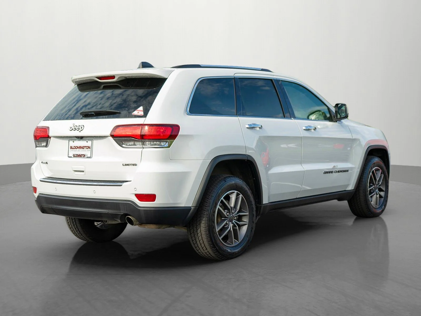 Used 2020 Bright White Clearcoat Jeep Limited image 7