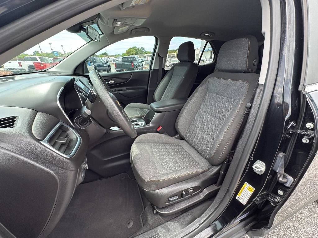 Used 2023 Mosaic Black Metallic Chevrolet LT image 13