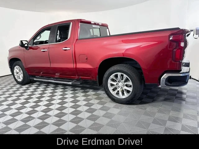 Used 2019 CAJUN RED TINTCOAT Chevrolet LTZ image 20