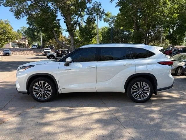 Used 2021 Blizzard Pearl Toyota Hybrid Platinum image 2