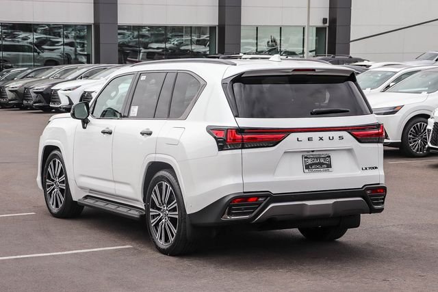 New 2026 Eminent White Pearl Lexus LX 700h LUXURY image 4