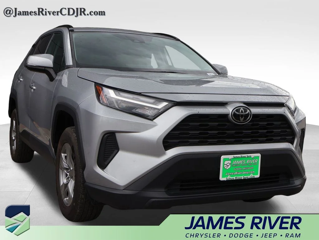 Used 2024 Silver Toyota XLE image 6