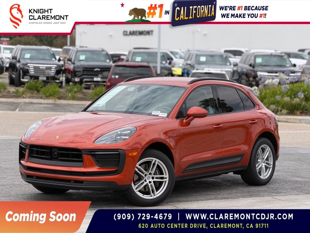 2024 Porsche Macan -'s photo