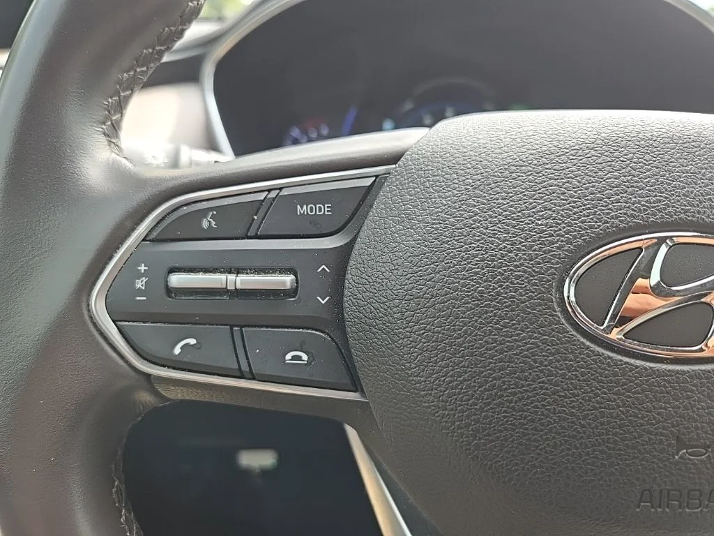 Used 2020 Black Hyundai SEL image 15