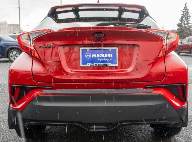 Used 2022 Red Toyota XLE image 7