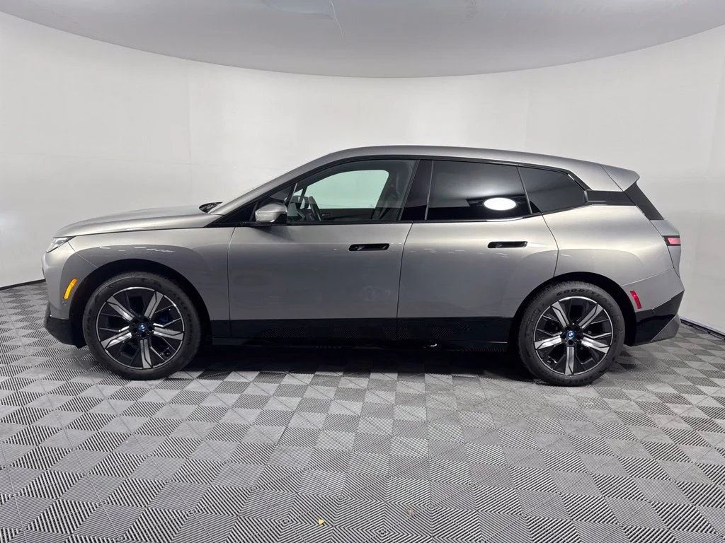 Certified Used 2025 Gray BMW xDrive50 image 8