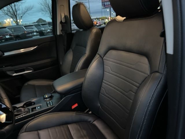 Used 2025 Gray Ford Lariat image 8