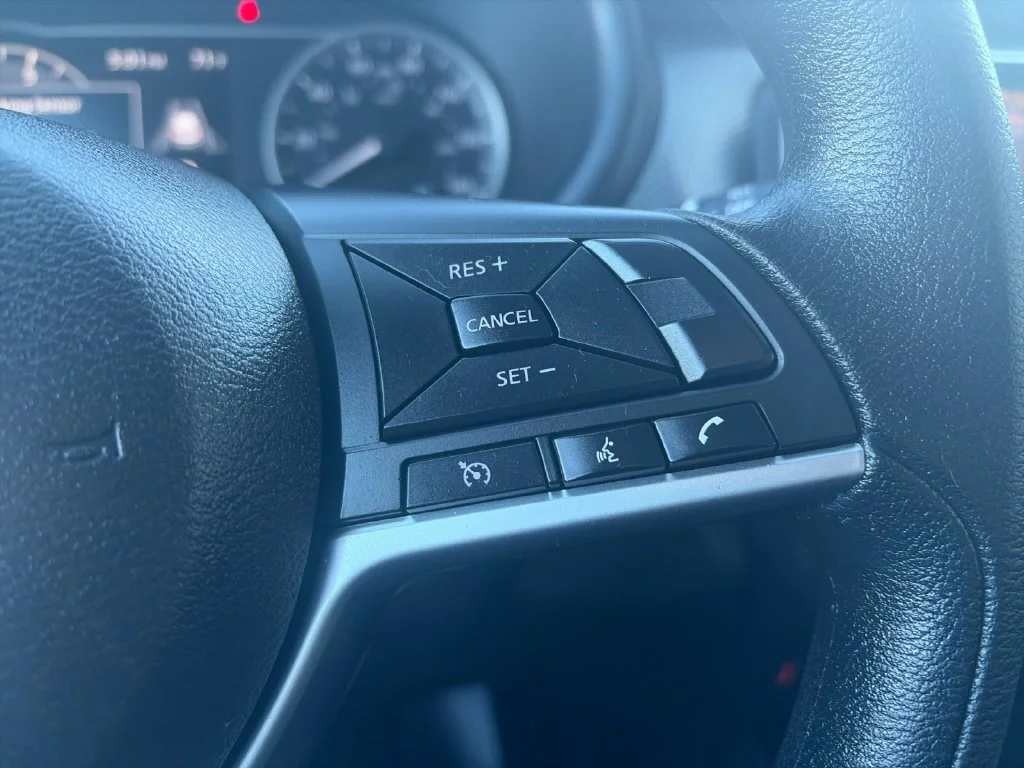 Used 2020 Silver Nissan SV image 28