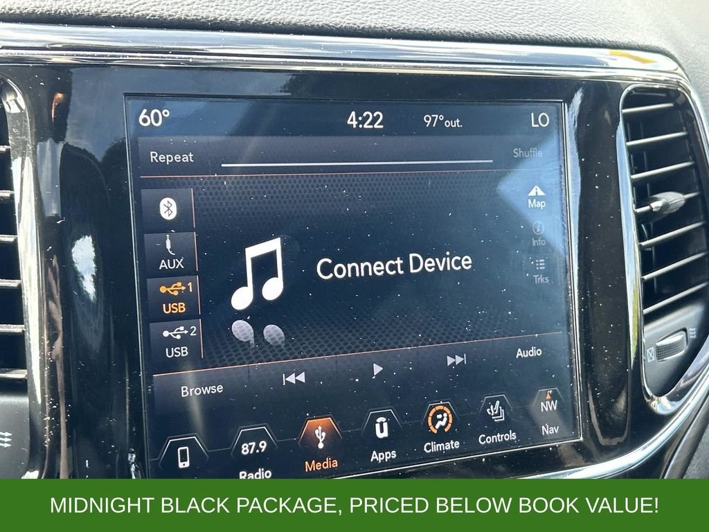 Used 2019 Black Jeep Altitude image 26