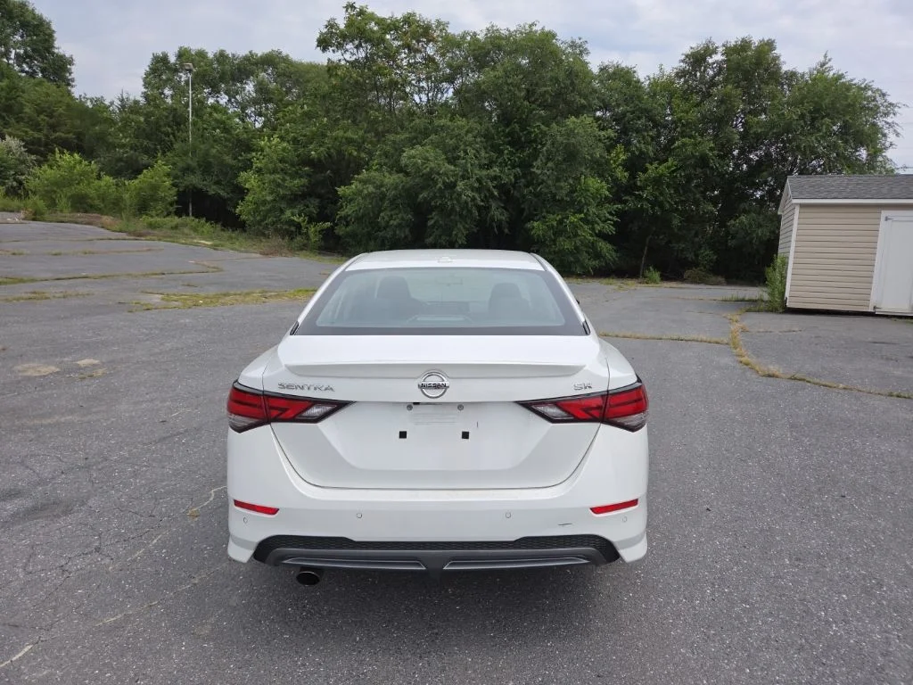 Used 2023 White Nissan SR image 6