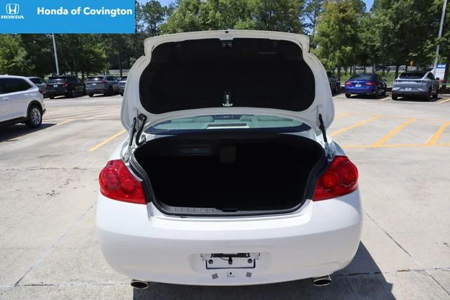 Used 2007 Ivory Pearl INFINITI Journey image 25