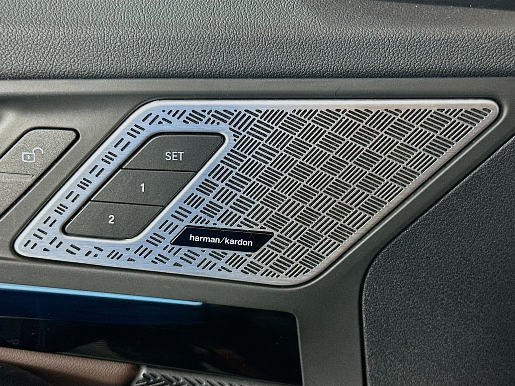 Certified Used 2023 Utah Orange Metallic BMW xDrive28i image 19
