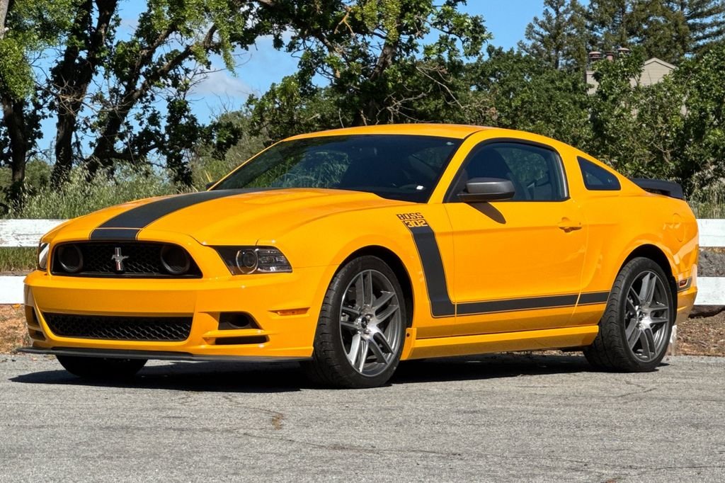 2013 Ford Mustang Boss 302 photo 2