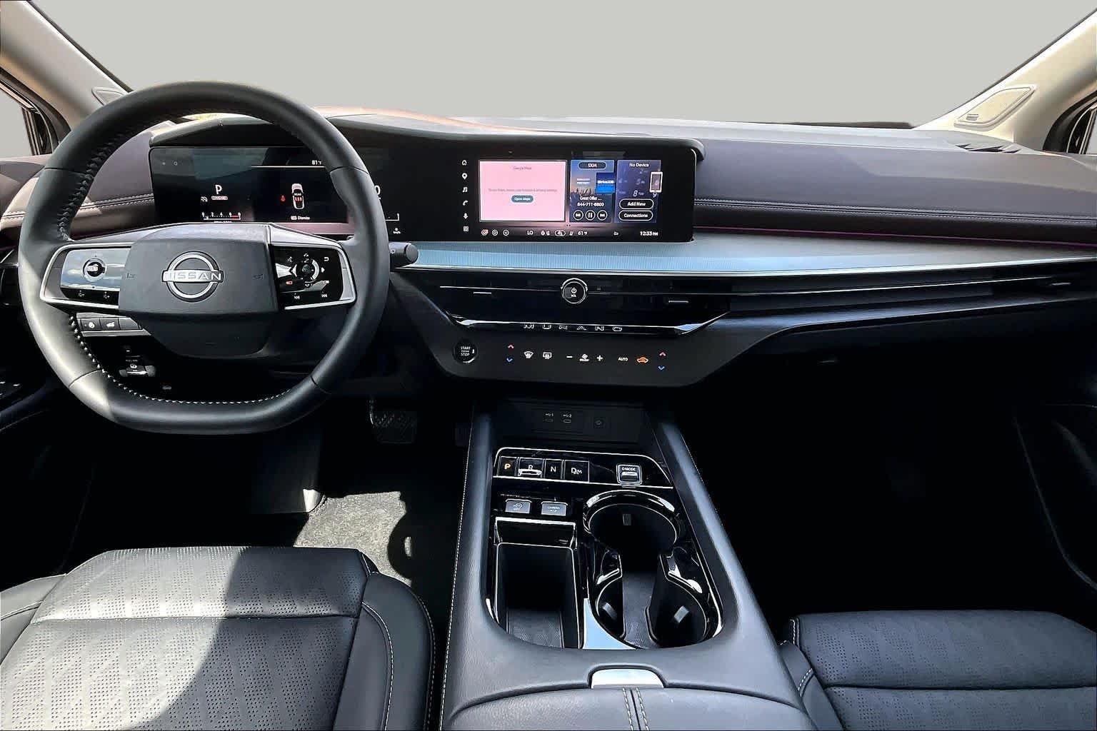 Used 2025 Super Black Nissan Platinum image 16