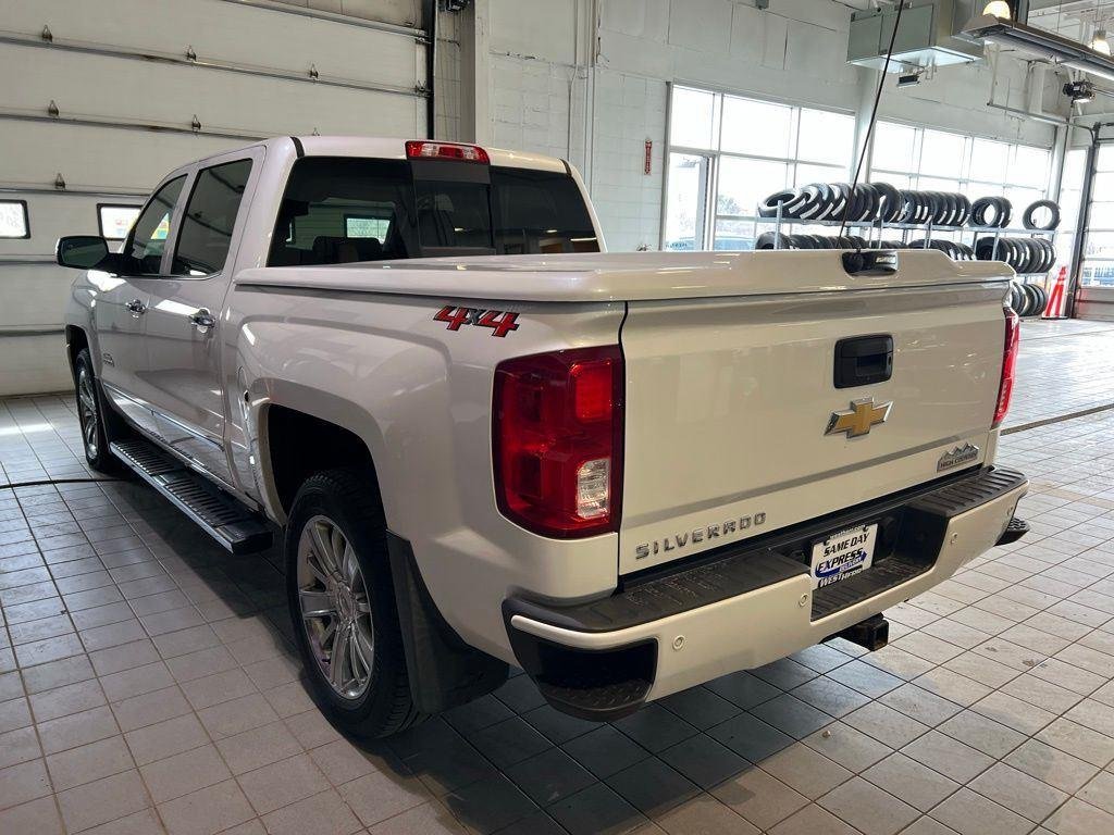 Used 2018 Pearl Chevrolet High Country image 6