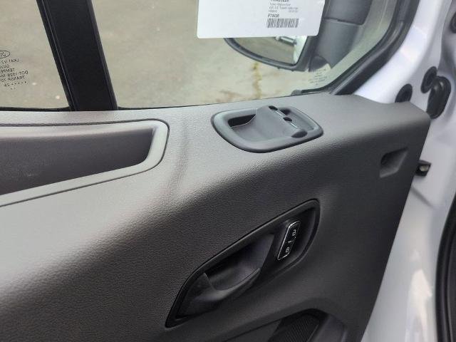 New 2026 Oxford White Ford Passenger Van XLT image 10