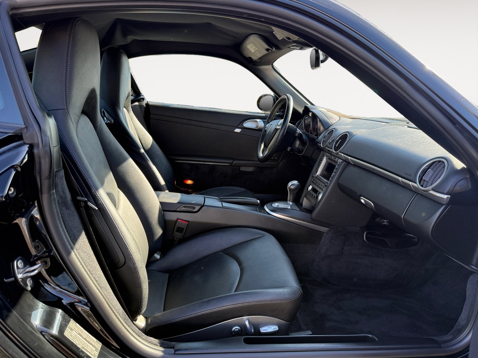 Used 2007 Black PORSCHE S image 17