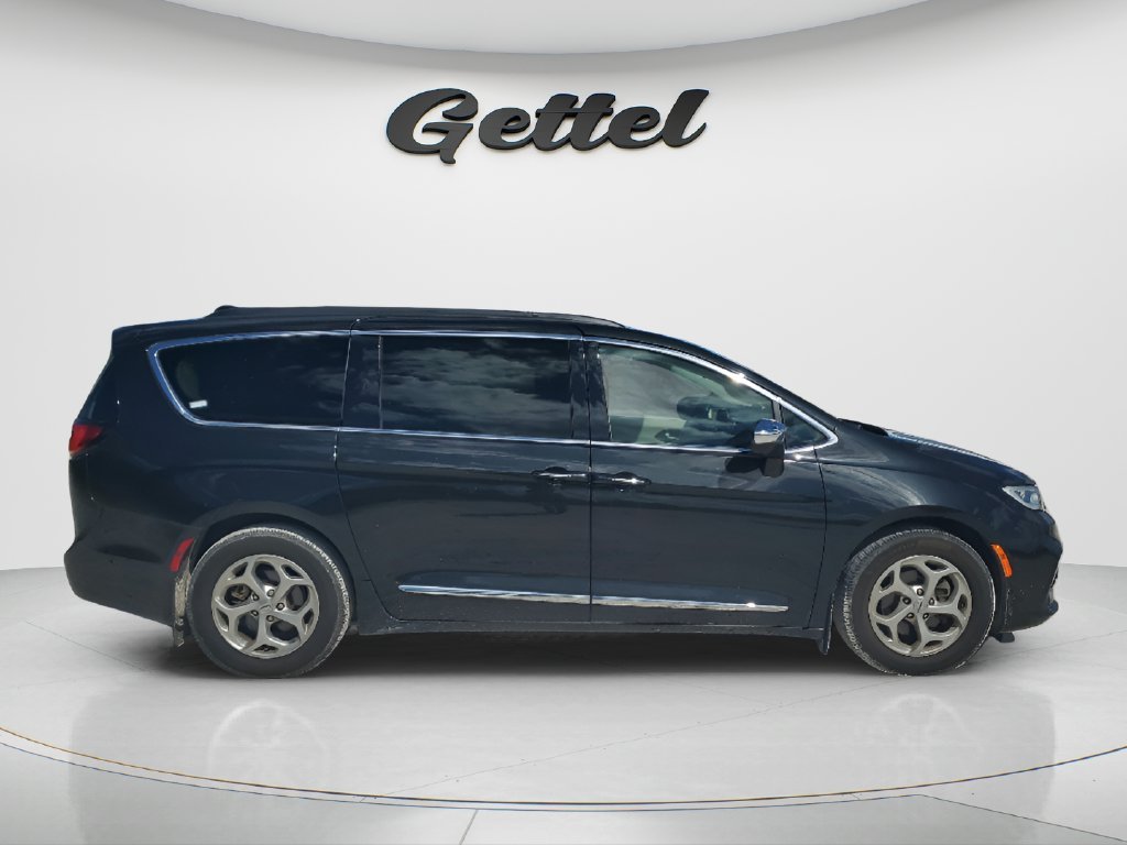 Used 2023 Black Chrysler Limited image 4