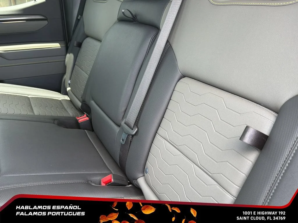 Used 2025 Slate Gray Metallic Chevrolet ZR2 image 26