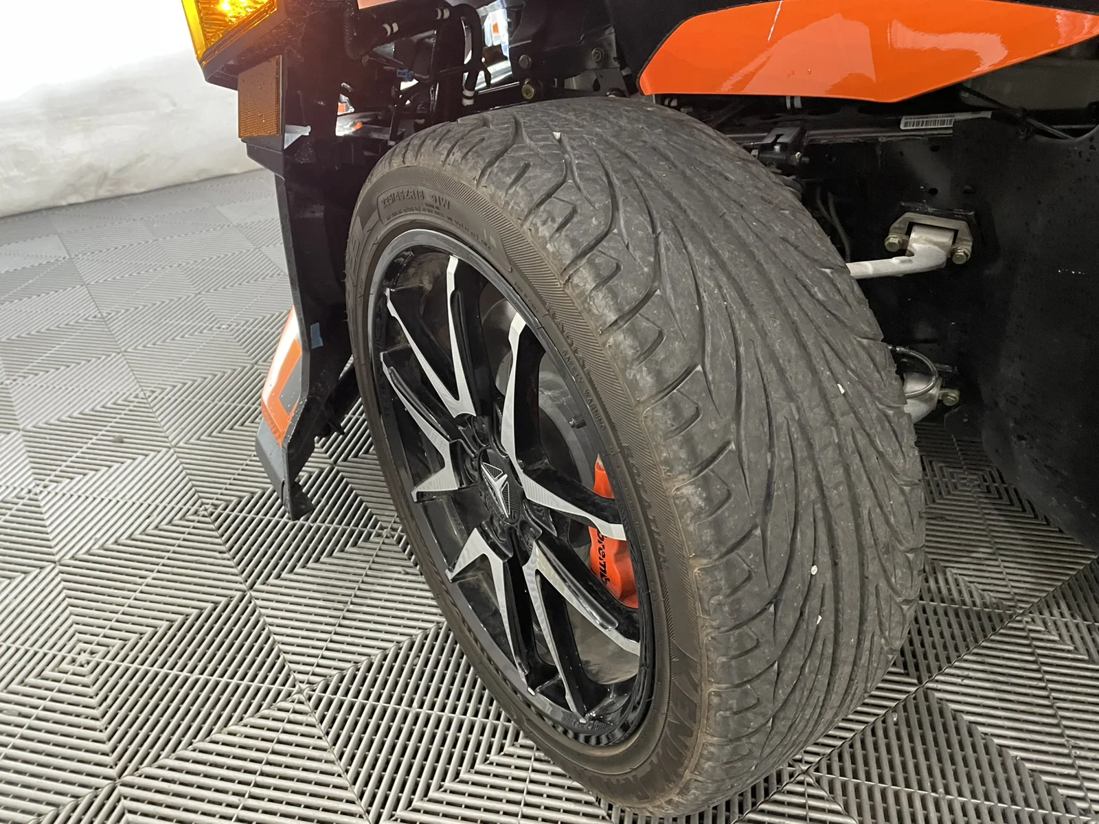 Used 2023 Orange Polaris  image 21