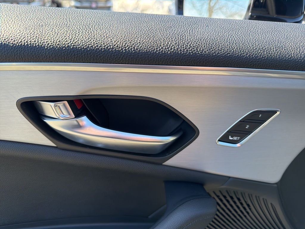 2023 Acura TLX Base - Photo 13