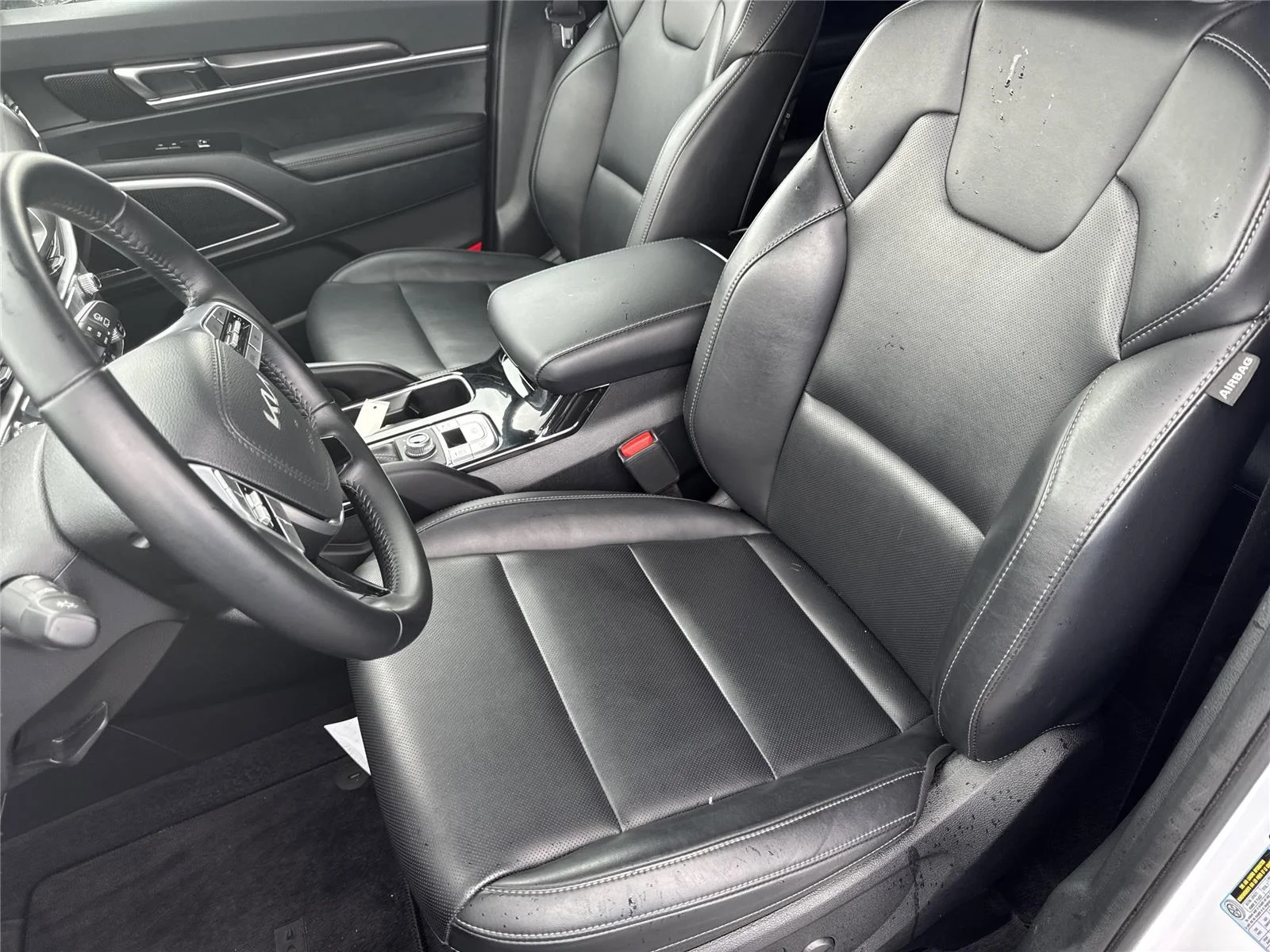 Used 2025 Glacial White Pearl Kia S image 16